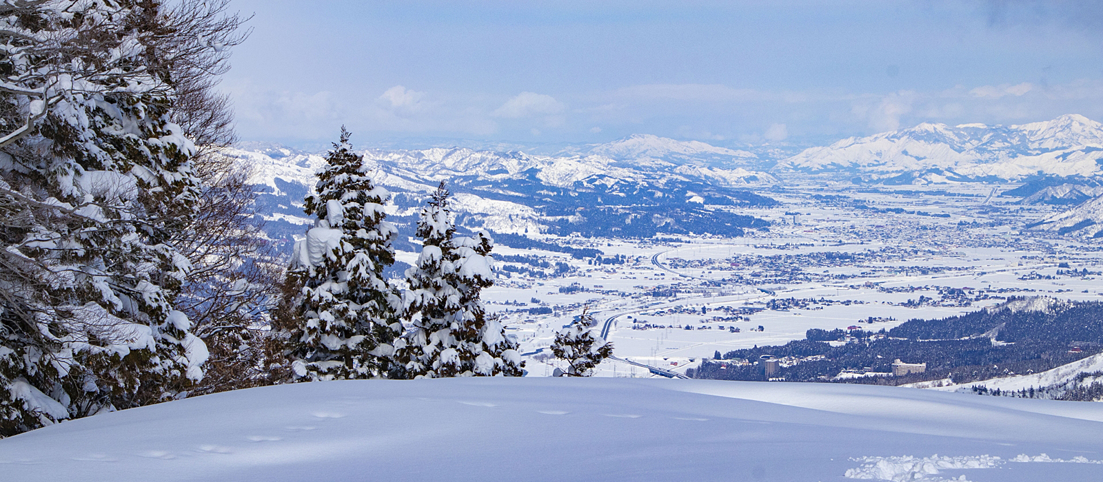 シャーレゆざわ銀水
